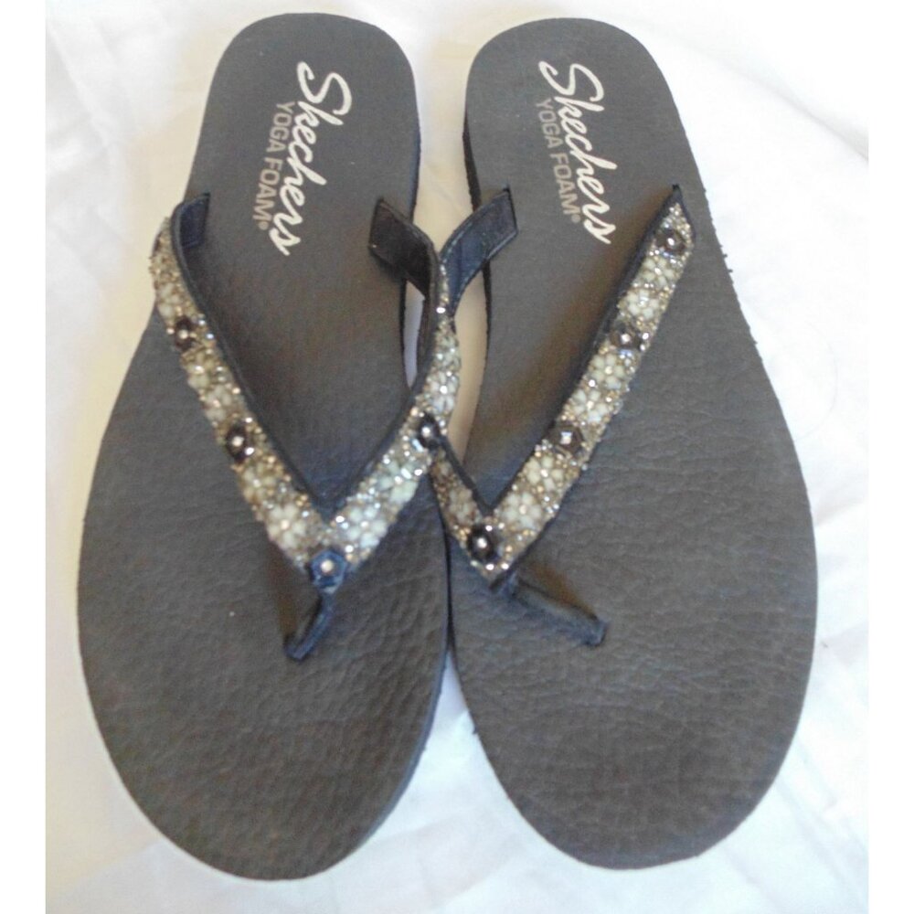 Skechers Yoga Foam Womens Thong flip flop Daisy Bling Embellished Size 10 Black